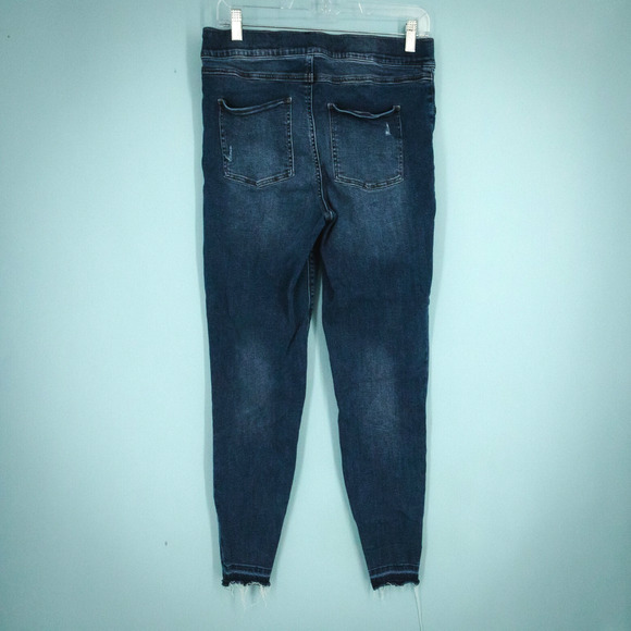 Spanx Size XL Dark Wash Distressed Pull On Raw Hem Skinny Cotton Stretch Jeans - Picture 4 of 8